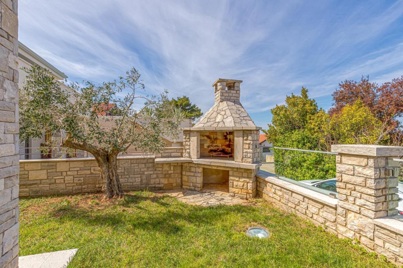 Villa Milena With Pool And Sea View Crveni Vrh Dış mekan fotoğraf