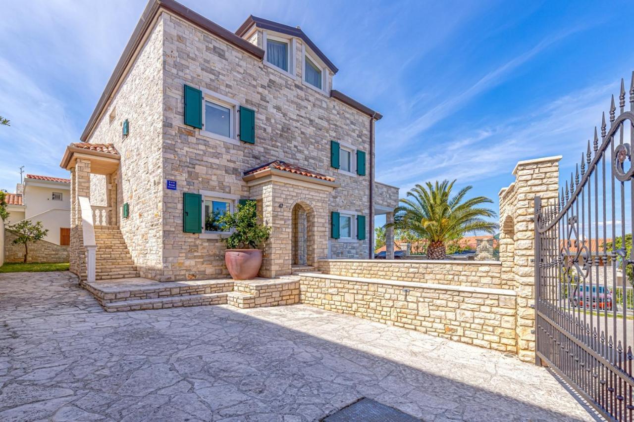 Villa Milena With Pool And Sea View Crveni Vrh Dış mekan fotoğraf