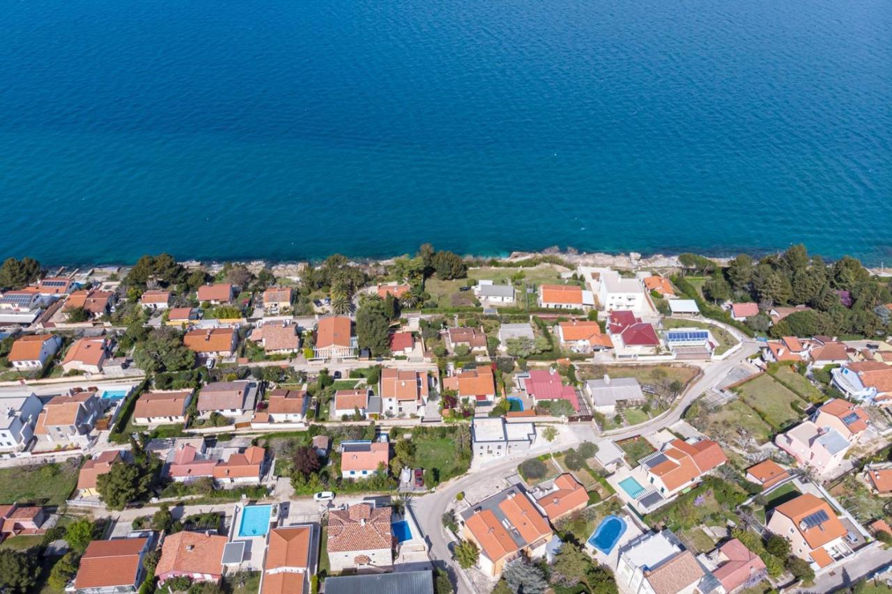 Villa Milena With Pool And Sea View Crveni Vrh Dış mekan fotoğraf