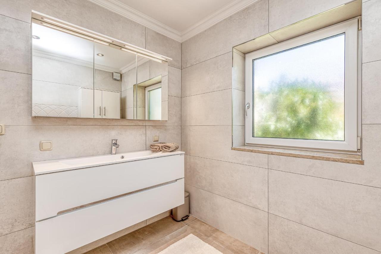 Villa Milena With Pool And Sea View Crveni Vrh Dış mekan fotoğraf
